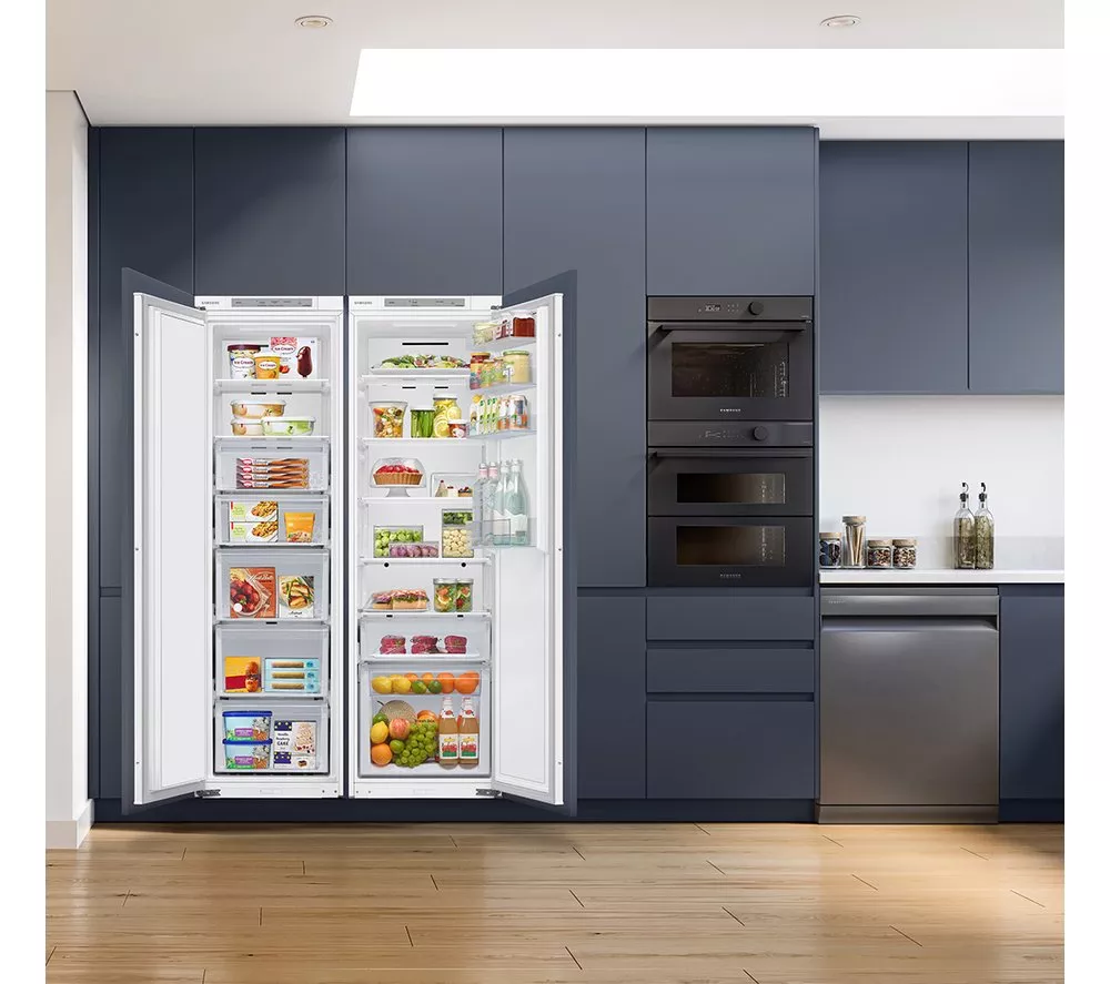 SAMSUNG SpaceMax BRZ22600EWW/EU Integrated Tall Freezer - Sliding Hinge