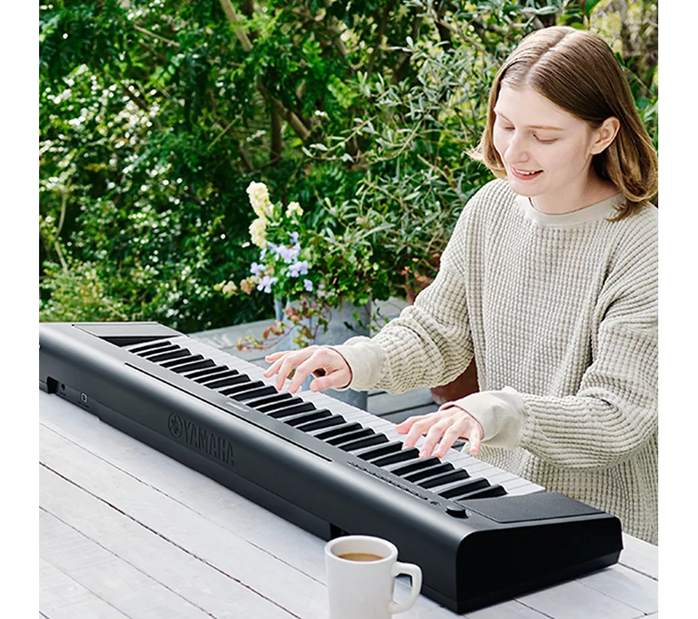 YAMAHA Piaggero NP-15 Portable Keyboard - Black