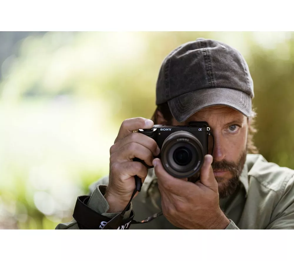 SONY a6700 Mirrorless Camera with E PZ 16-50 mm f/3.5–5.6 OSS Lens