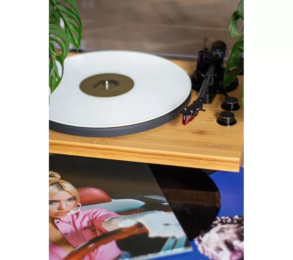 LENCO LBT-335 Belt Drive Bluetooth Turntable - Bamboo