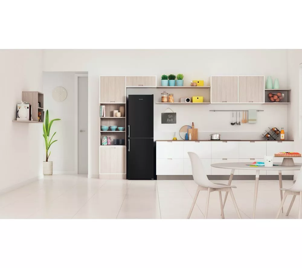 INDESIT Low Frost IB55 732 B UK 50/50 Fridge Freezer - Black