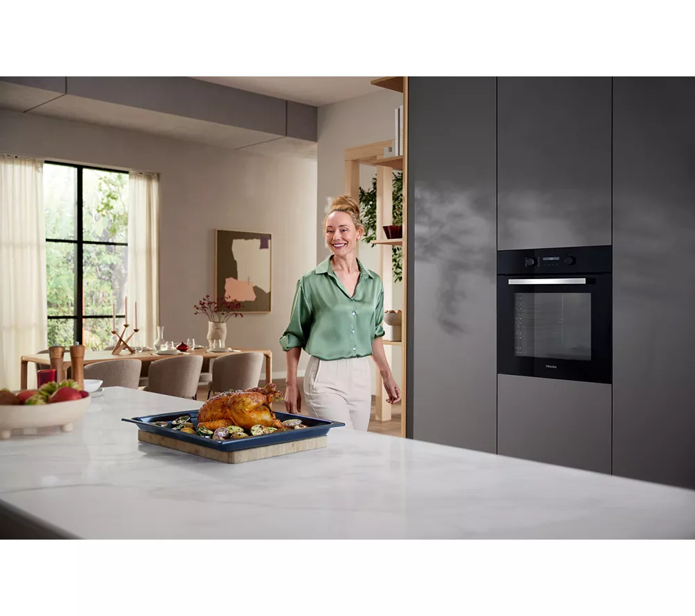 MIELE Air Fry H2766-1BP Electric Pyrolytic Smart Oven - Black & Stainless Steel