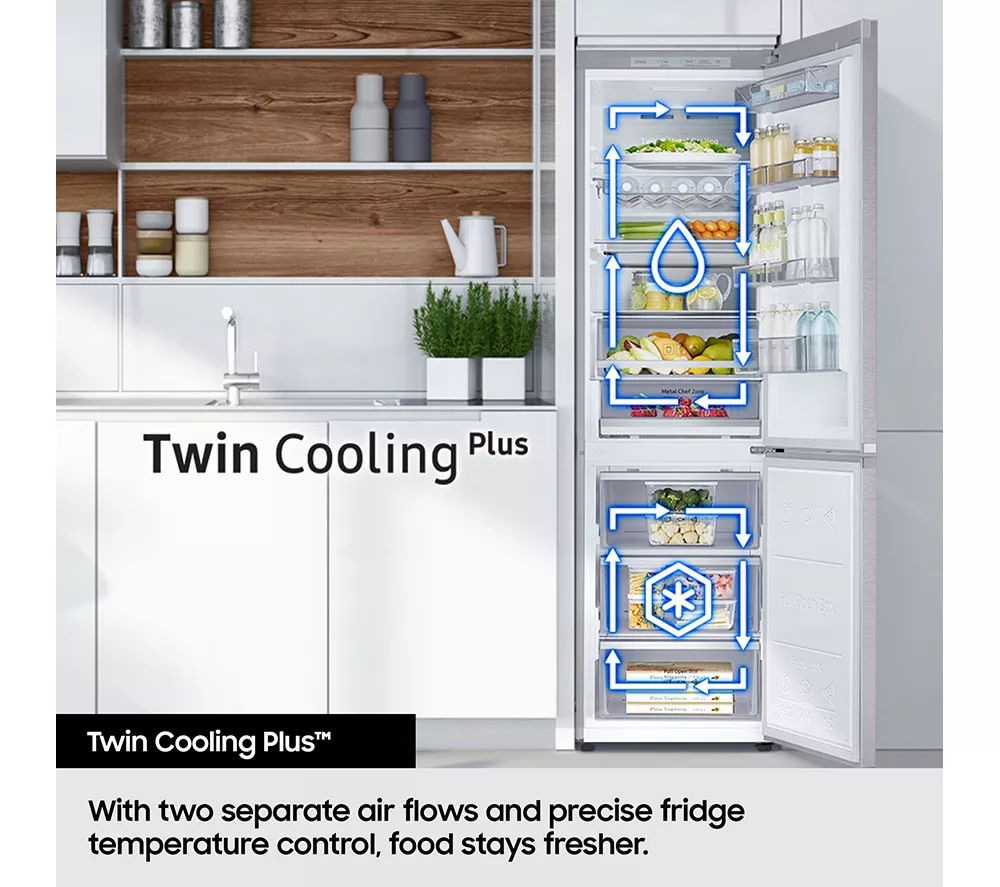 SAMSUNG SpaceMax RB53DG706AS9EU 70 30 Smart Fridge Freezer - Silver