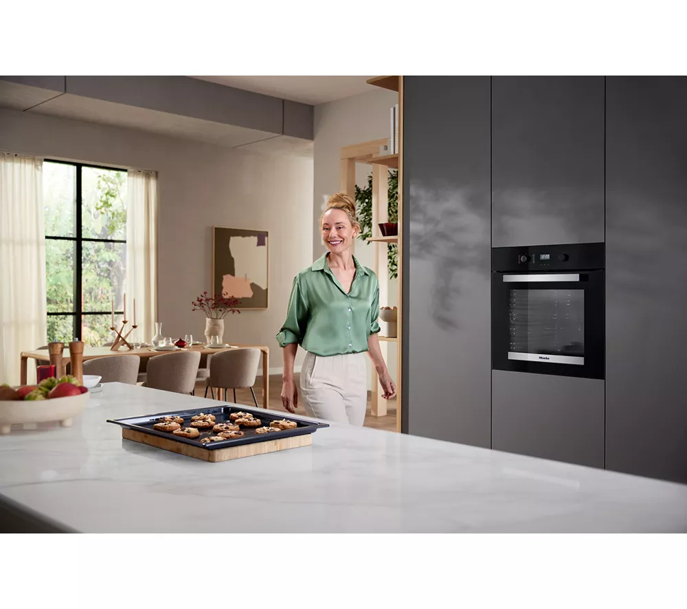 MIELE H2455B Electric Oven - Black & Stainless Steel