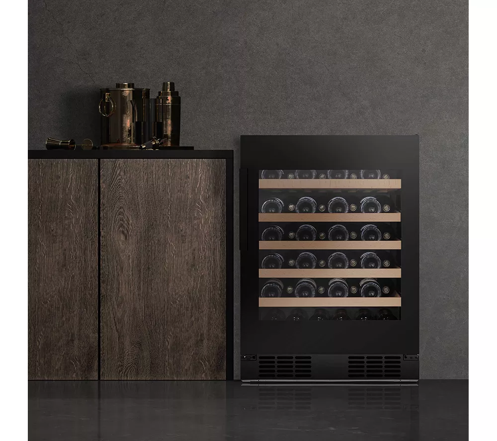HISENSE RW3N132GSLF Wine Cooler - Black