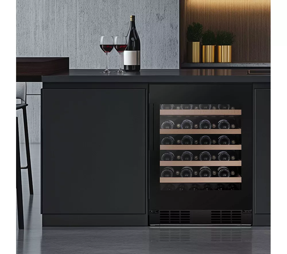 HISENSE RW3N132GSLF Wine Cooler - Black