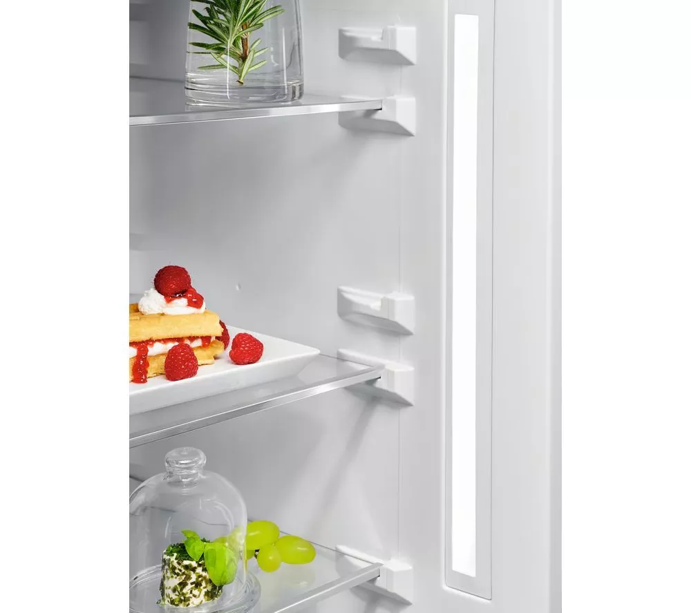 AEG 7000 RCB732E7MG 60/40 Fridge Freezer - Black