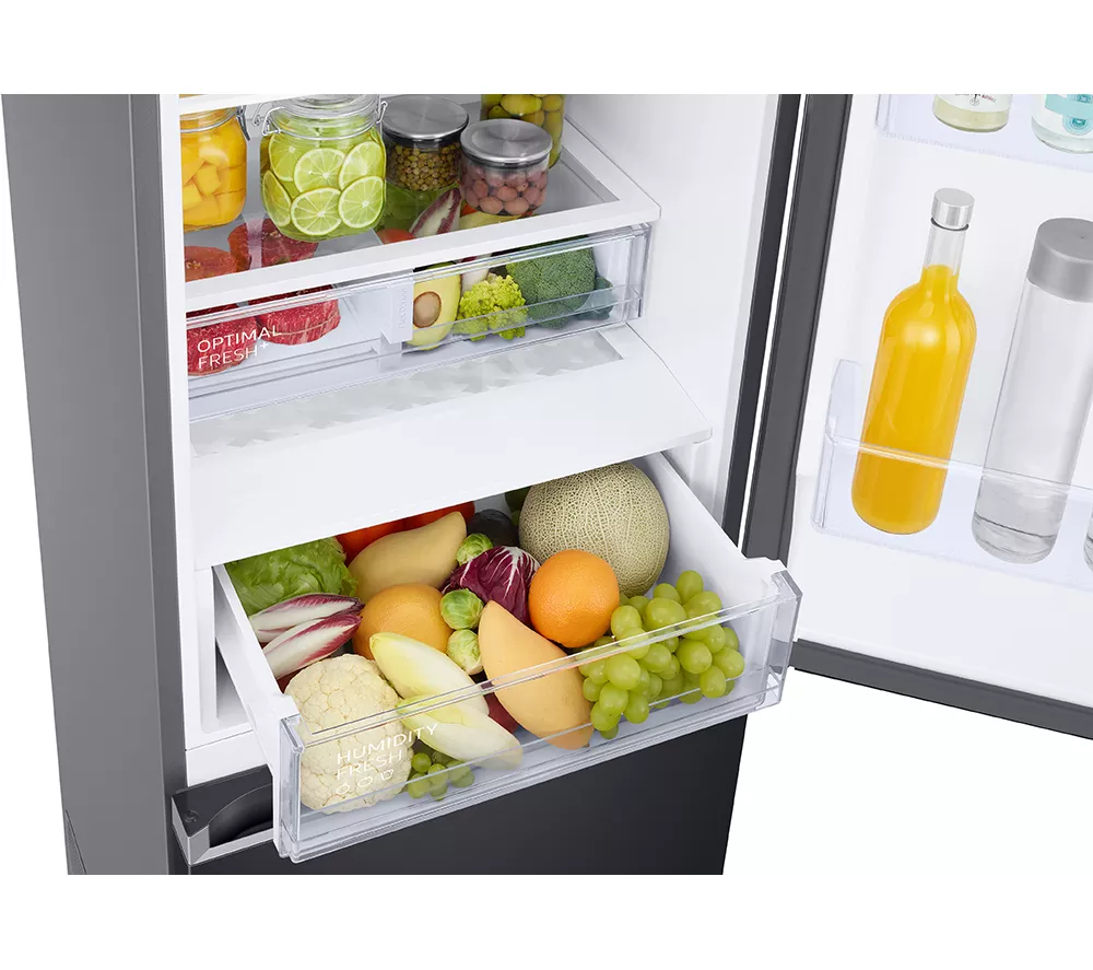 SAMSUNG Series 8 SpaceMax RB38C607AB1/EU 70/30 Smart Fridge Freezer - Black