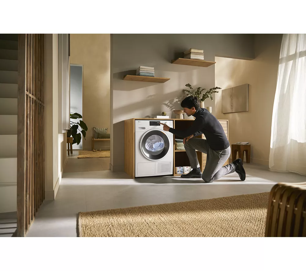 MIELE EcoSpeed T1 TWD640WP WiFi-enabled 9 kg Heat Pump Tumble Dryer - White