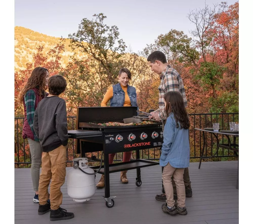 BLACKSTONE 2149EU 36" Gas BBQ with Hard Cover - Black