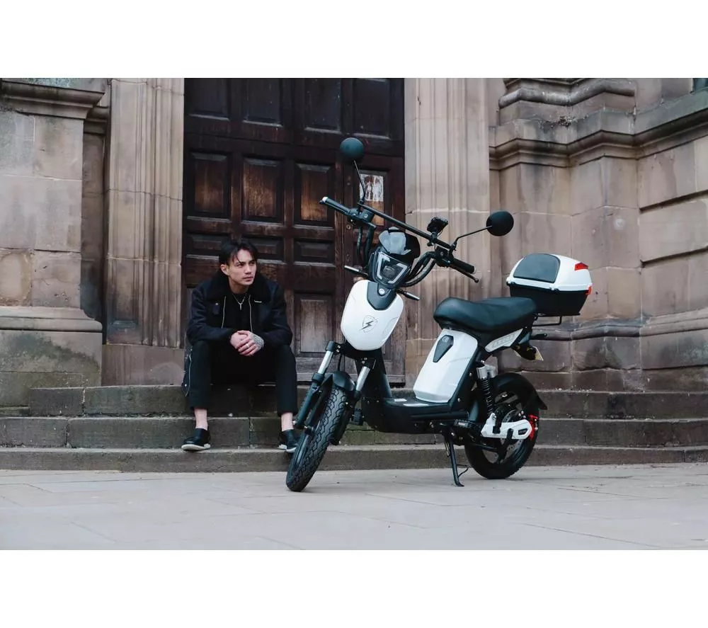 ESKUTA SX-250 Series 4 Classic Electric Bike - Black & White
