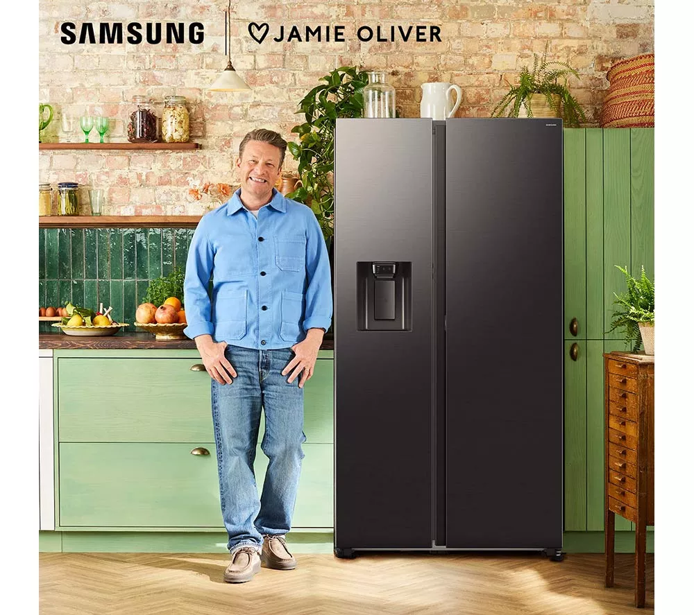 SAMSUNG Bespoke AI Series 8 On-device Bixby RS80F66KBFEU American-Style Fridge Freezer - Black