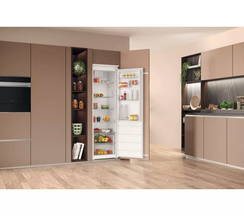 HOTPOINT HTSD18A011A1 Integrated Tall Fridge - Sliding Hinge