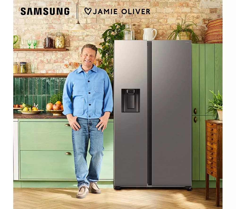 SAMSUNG Series 6 SpaceMax RS70F64KDTEU American-Style Smart Fridge Freezer - Silver