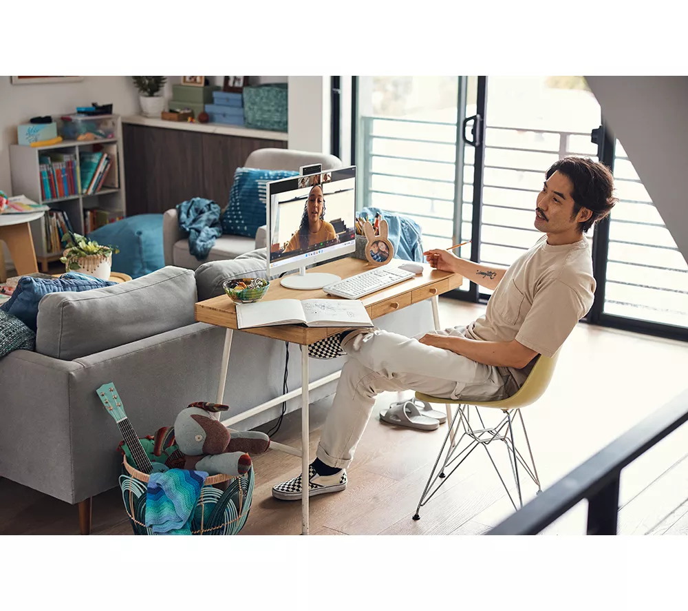 HP 24-cr0059na 23.8" All-in-One PC - Intel® Core™ i3, 256 GB SSD, White