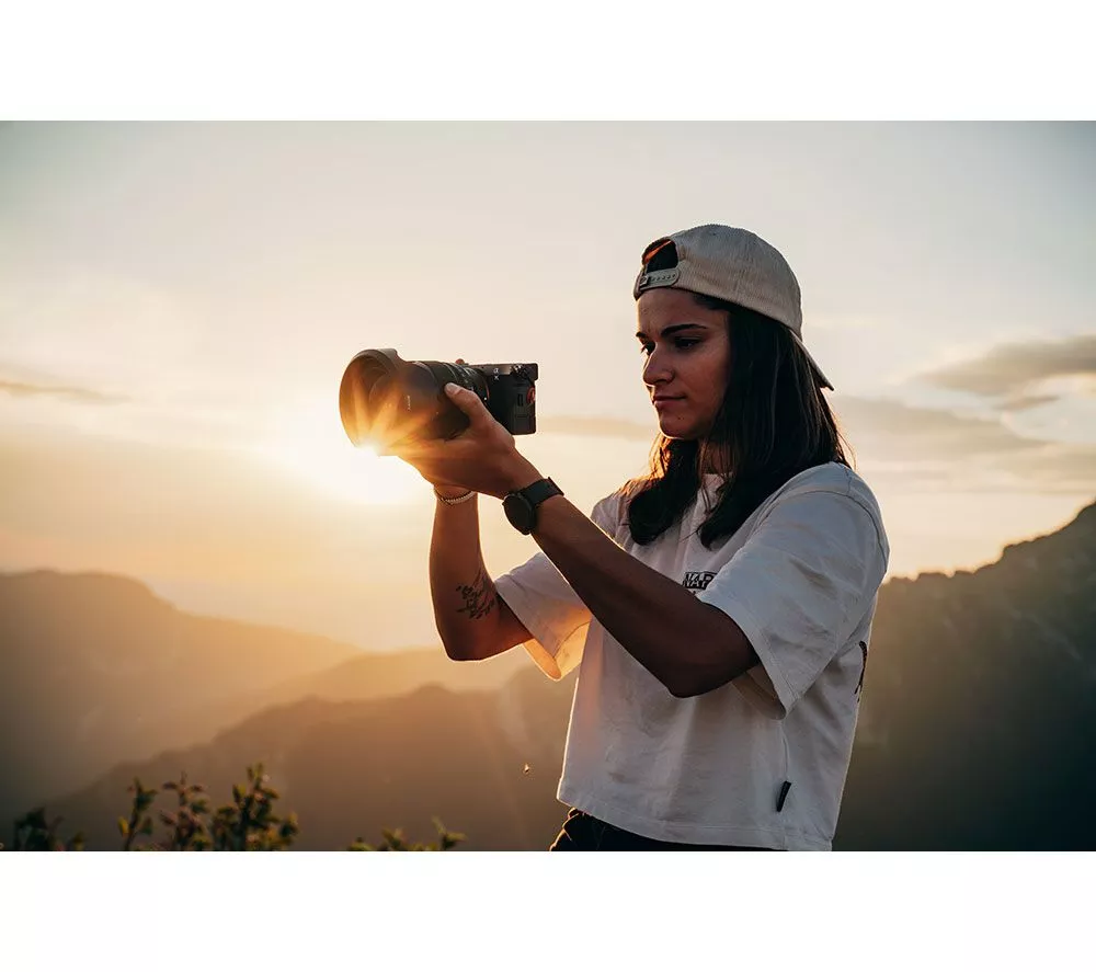 SONY a7C II Mirrorless Camera with FE 28-60 mm f/4-5.6 Lens