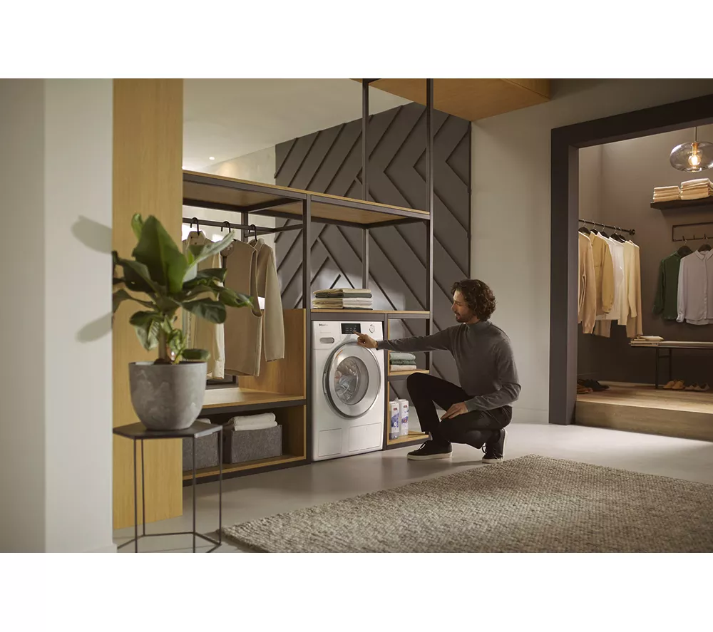 MIELE WWR 860 WiFi-enabled 9 kg 1600 Spin Washing Machine - White