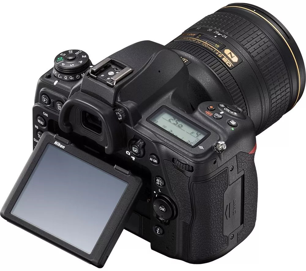 NIKON D780 DSLR Camera with AF-S NIKKOR 24-120 mm f 4G ED VR Lens