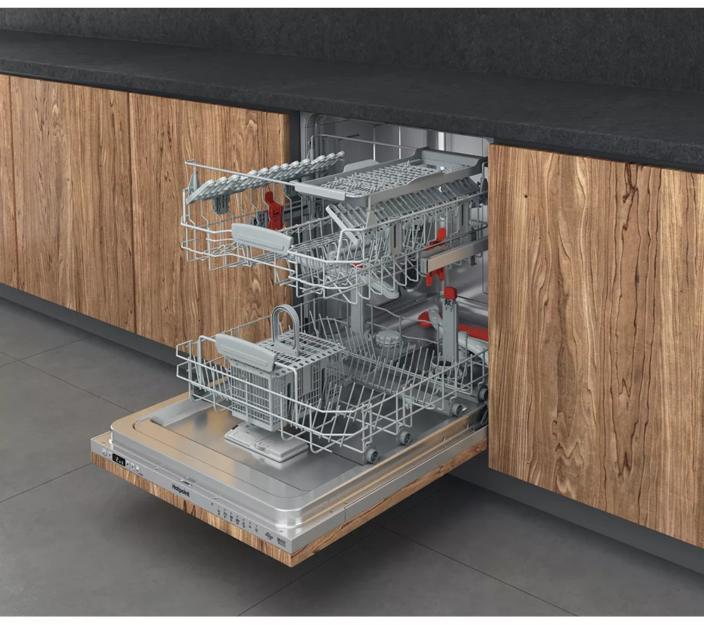 HOTPOINT HDIC 3B+26 C W UK Full-size Fully Integrated Dishwasher
