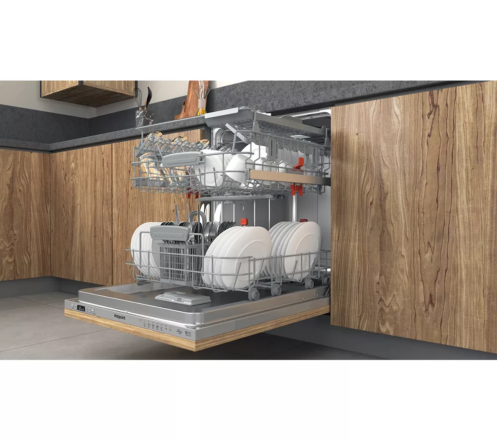 HOTPOINT HDIC 3B+26 C W UK Full-size Fully Integrated Dishwasher