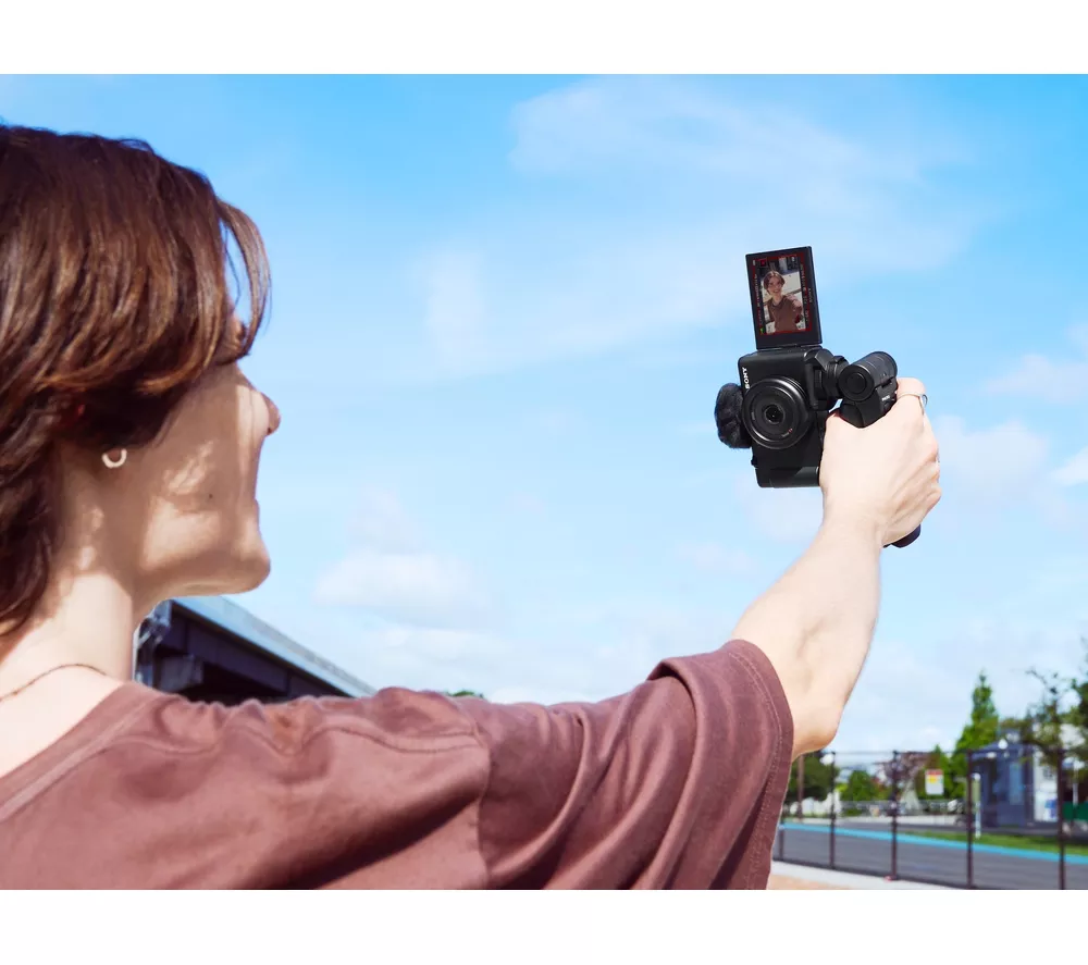 SONY ZV-1F High Performance Compact Vlogging Camera - Black