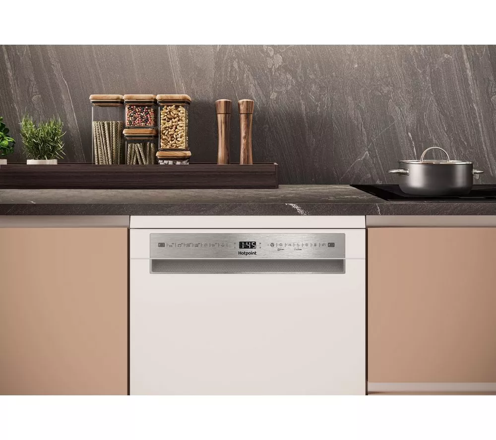 HOTPOINT H7F HS41 UK Full-size Dishwasher - White