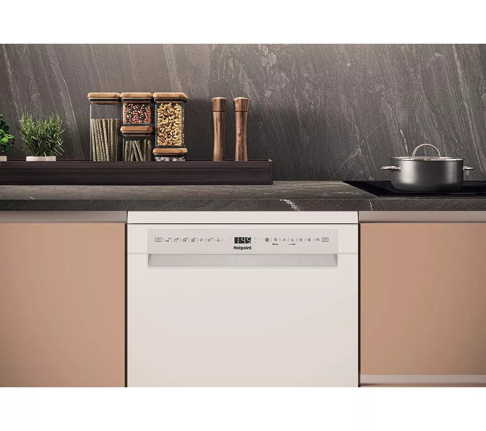 HOTPOINT H7F HS41 UK Full-size Dishwasher - White