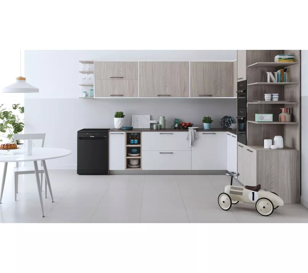 INDESIT D2FHK26BUK Full-size Dishwasher - Black