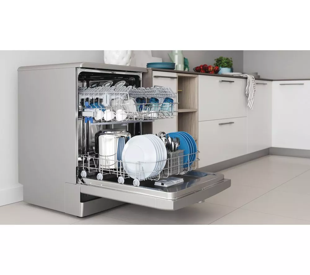 INDESIT D2FHK26SUK Full-size Dishwasher - Silver