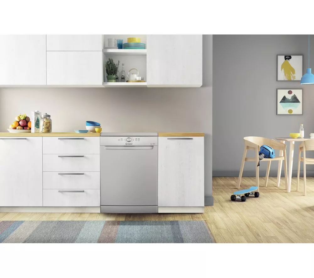 INDESIT D2FHK26SUK Full-size Dishwasher - Silver