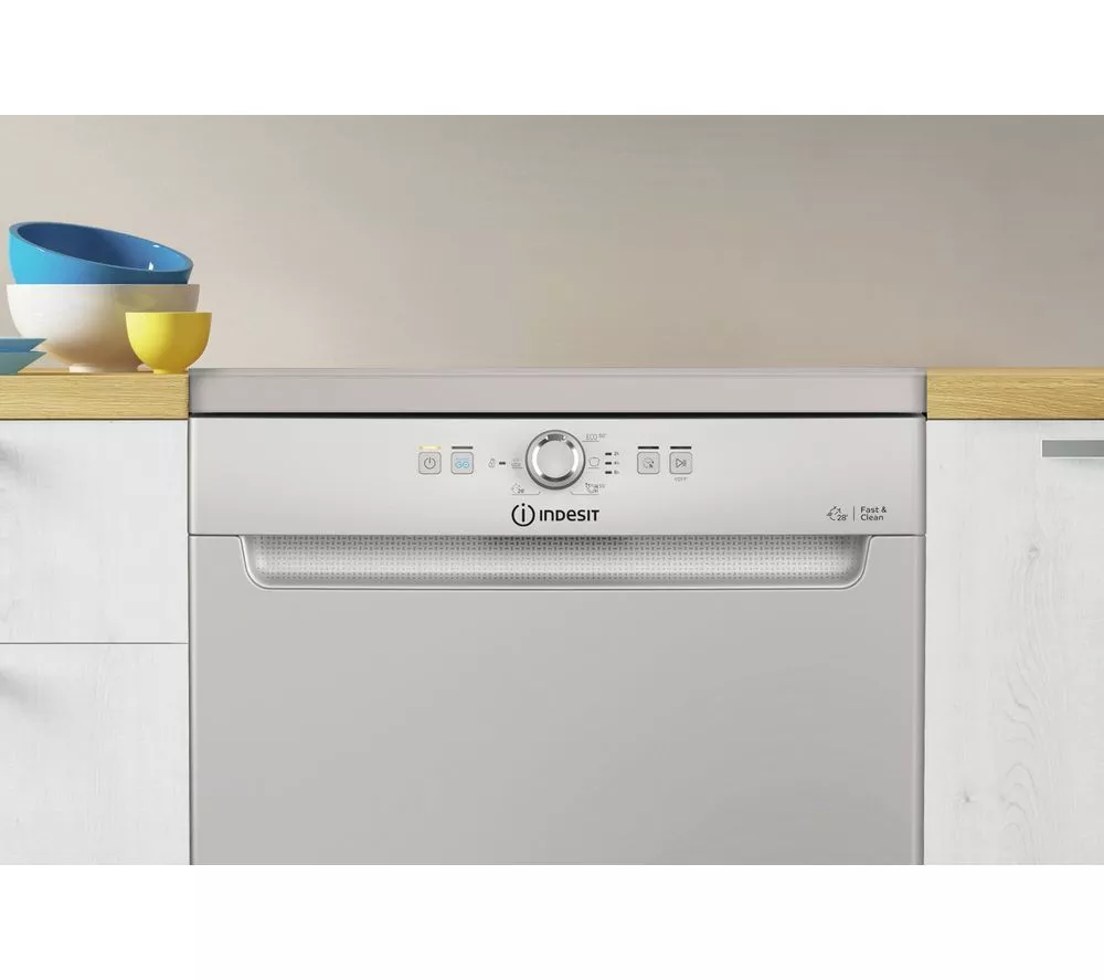 INDESIT D2FHK26SUK Full-size Dishwasher - Silver