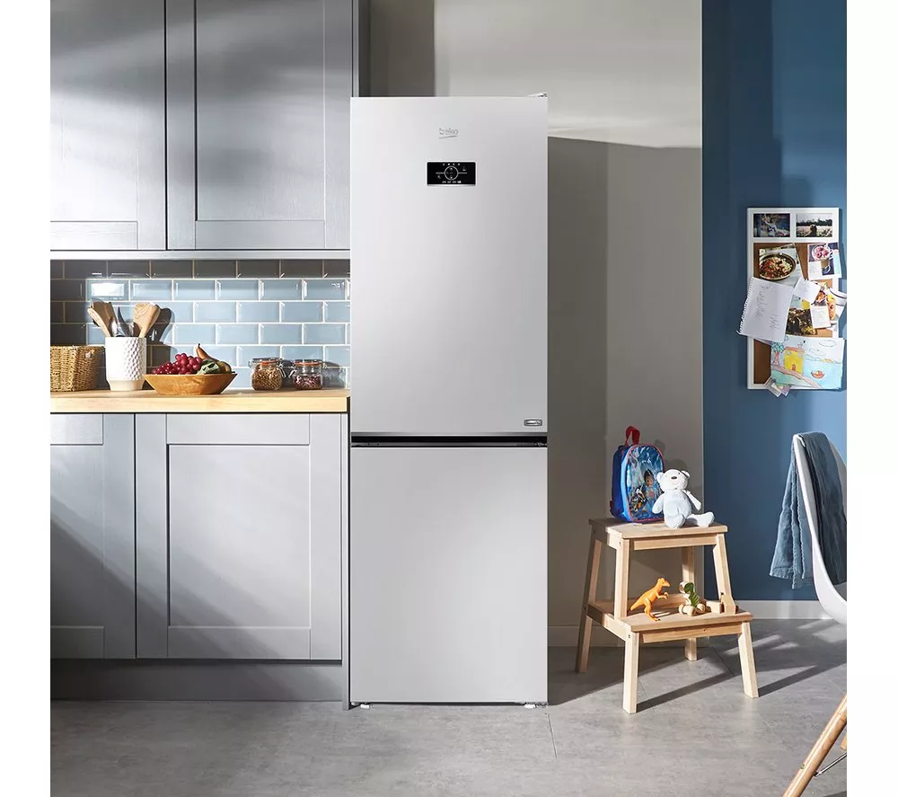 BEKO HarvestFresh CNG6686VW 60 40 Fridge Freezer - White