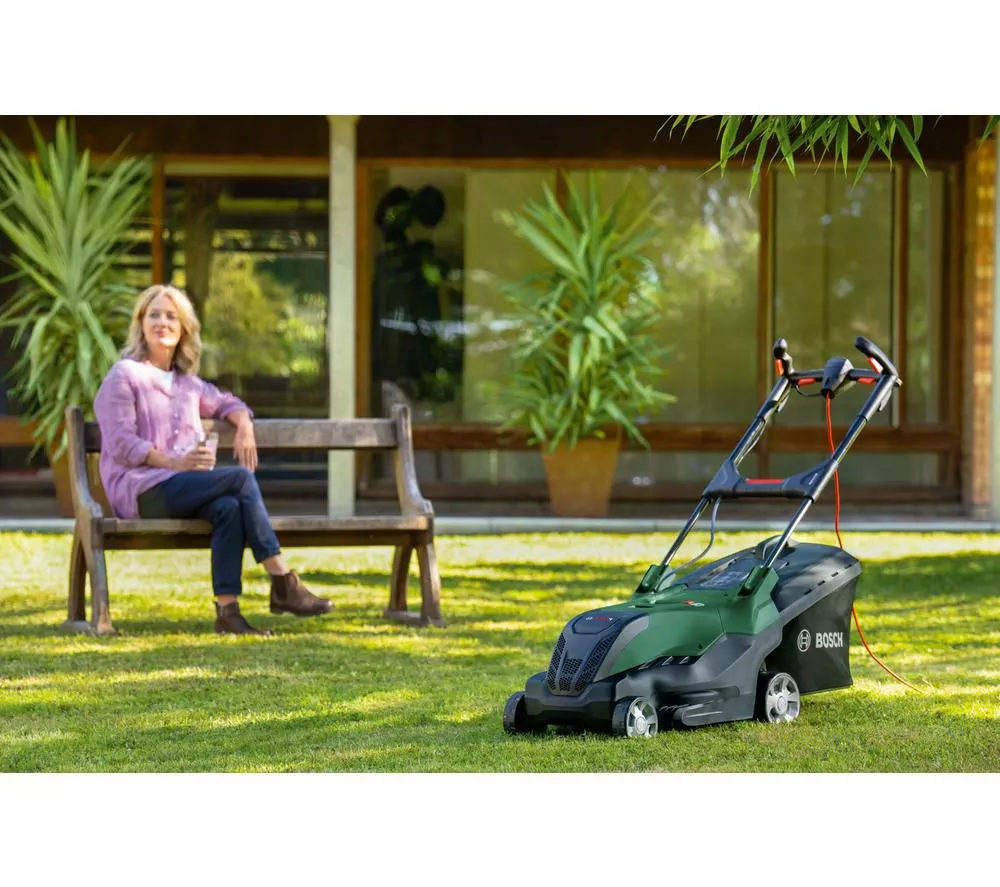BOSCH AdvancedRotak 650 Corded Rotary Lawn Mower - Black & Green