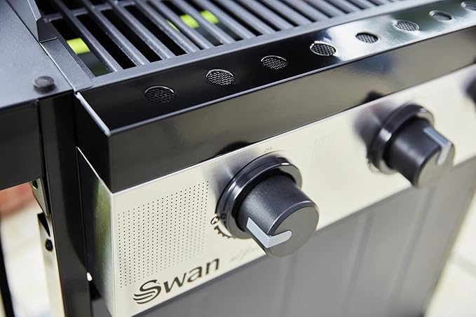 SWAN Kansas SBQ57030N 3 Burner Gas BBQ - Black & Silver