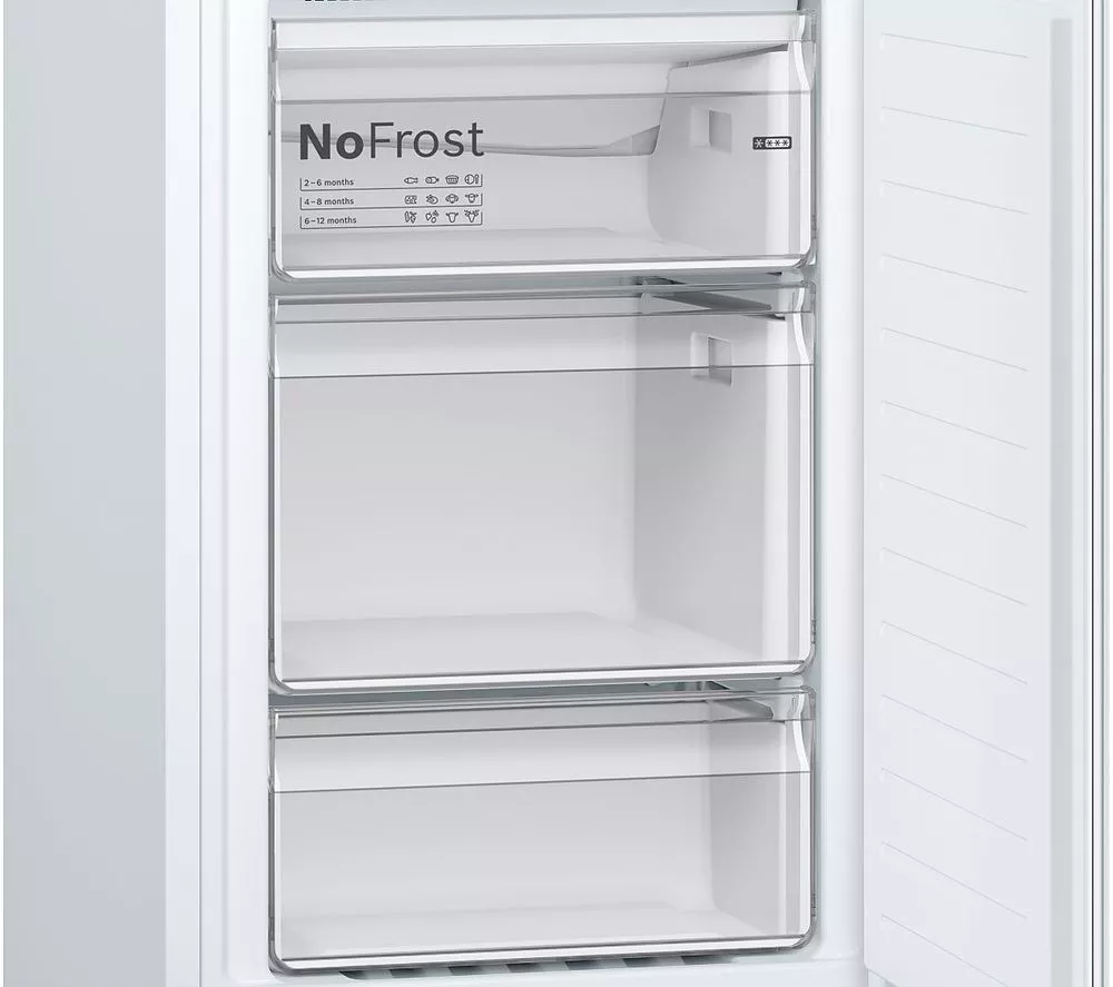 BOSCH Series 2 KGN34NWEAG 50 50 Fridge Freezer - White