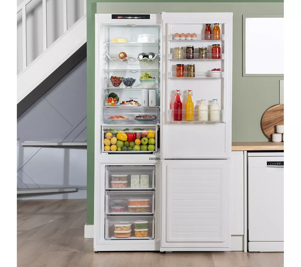 BOSCH Series 4 KGN392WDFG 70 30 Fridge Freezer - White