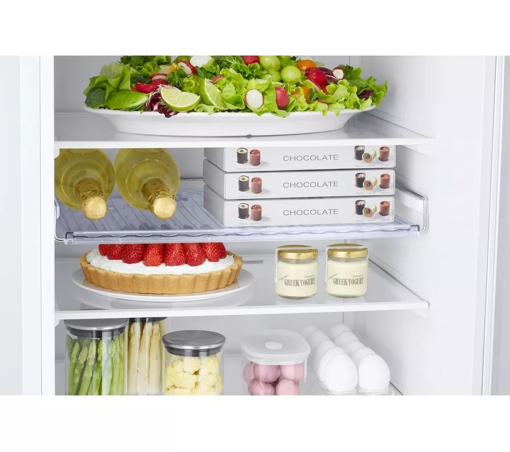 SAMSUNG Series 8 SpaceMax RB38C602EWW EU Smart 70 30 Fridge Freezer - White