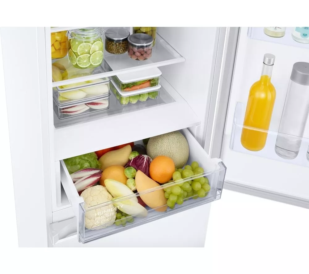 SAMSUNG Series 8 SpaceMax RB38C602EWW EU Smart 70 30 Fridge Freezer - White
