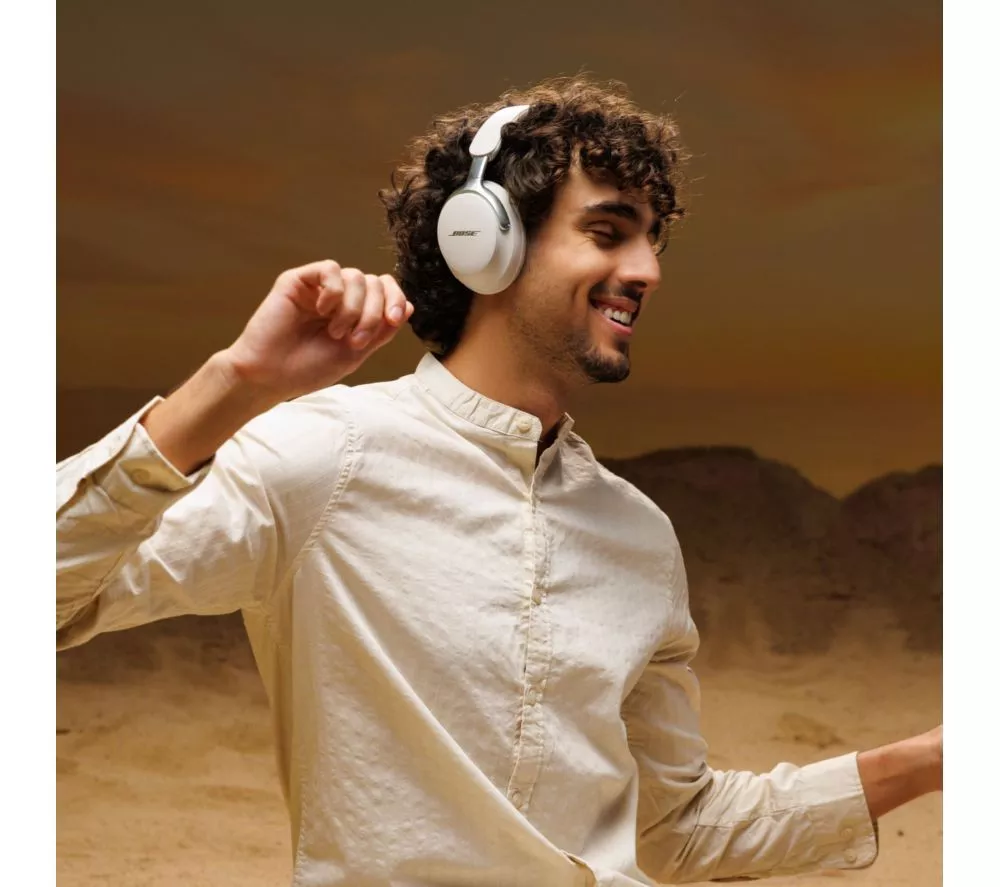 BOSE QuietComfort Ultra Wireless Bluetooth Noise-Cancelling Headphones - White