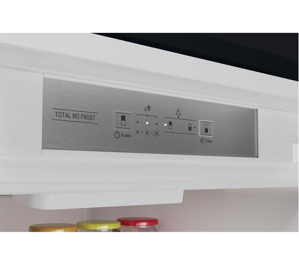 HOTPOINT HTC20 T321 Integrated 70 30 Fridge Freezer - Sliding Hinge