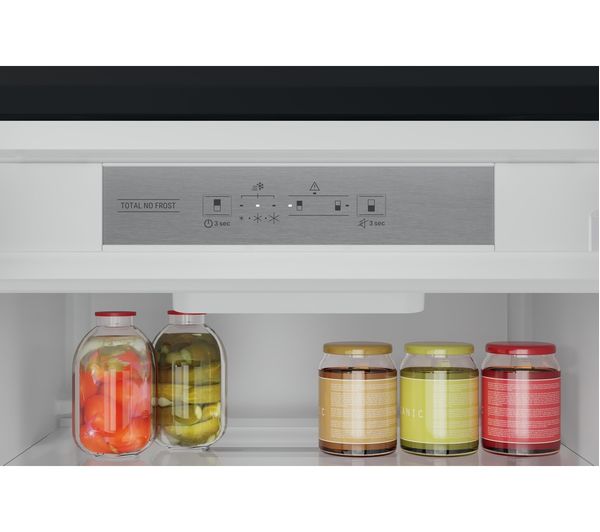 HOTPOINT HTC20 T321 Integrated 70 30 Fridge Freezer - Sliding Hinge