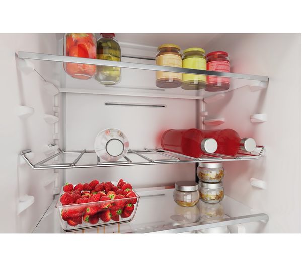HOTPOINT HTC20 T321 Integrated 70 30 Fridge Freezer - Sliding Hinge
